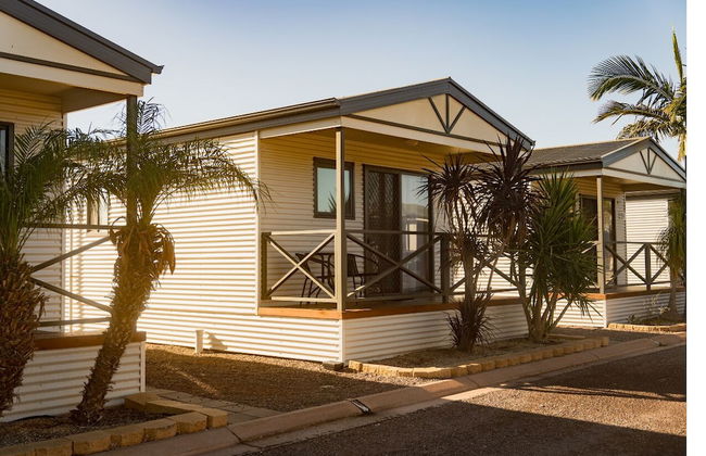 Sundowner Cabin and Tourist Park - Photo 48