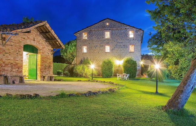 Spacious Holiday Home With Swimming Pool - Foto 39