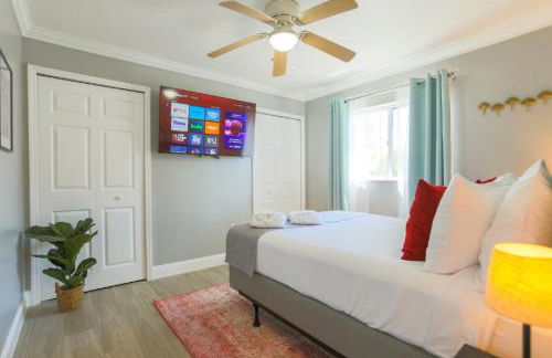 Pool Table, Minigolf, Games at Pondside FunHouse - Foto 31