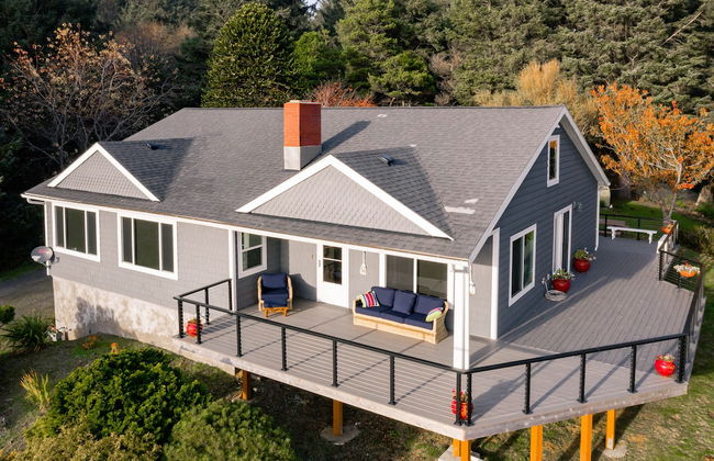 Anchor's Retreat by Avantstay Gorgeous Clift Top Views w/ Incredible Patio - Photo 27