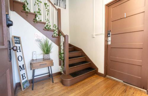 Breezy 1BR Retreat Walk to UofA and Spring Fun - Foto 31