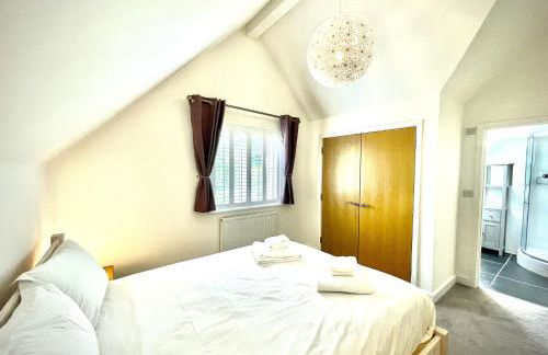 Trewhiddle Retreat V9 by Together Travel - Luxury 4-Bedroom Villa - Foto 17