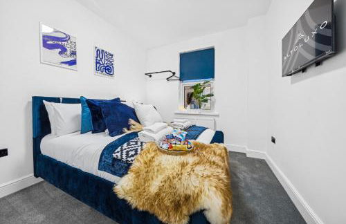 Deja Two Luxe 4BR House By AltoLuxo Short Lets & Serviced Accommodation With Free WiFi & Parking - Foto 23