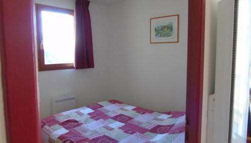 Appartement cosy 2 pièces + cabine, 6 pers., proche télésièges, commerces, avec balcon et équipement complet - FR-1-561-28 - Foto 4