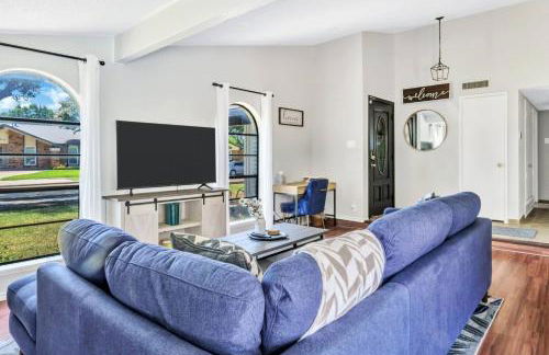 Jacuzzi & Pool House w/Game Room + Fire table - Foto 43