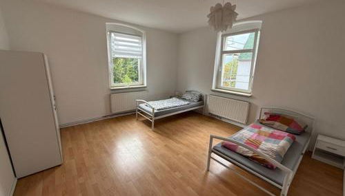 Sanierte Unterkunft in Glauchau Nähe zu VW Werk - Foto 2