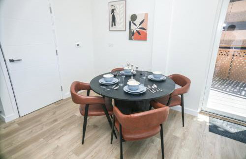 Little Haven Thames view Free Parking Closer to Heathrow - Foto 13