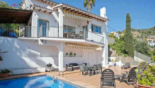 HOUSE WITH AMAZING VIEWS , OVERLOOKING THE FESTIVAL TOWN OF SITGES - Foto 2