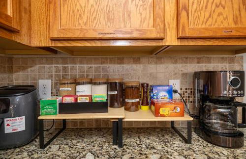 King and Queen Beds with a Gourmet Kitchen - Foto 6