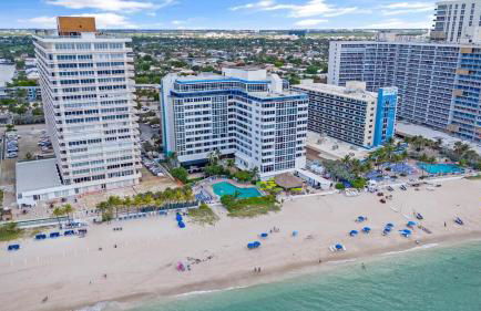 Relaxing Beach Escape - Oceanfront Pool and Tiki - Foto 38