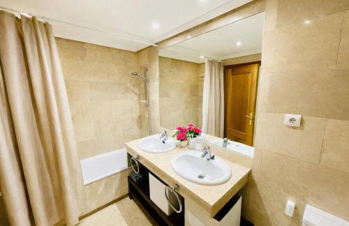 Marbella Dunas de Cabopino 2BR Apartment with private garden, swimingpool and parking - Magnolia Properties - Foto 12