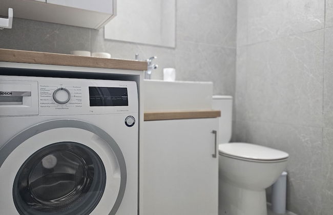 145 NIC - Stay Historia Apartment - Photo 20