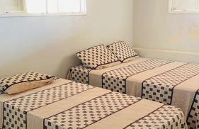 Maravilhosa casa com piscina - Foto 5