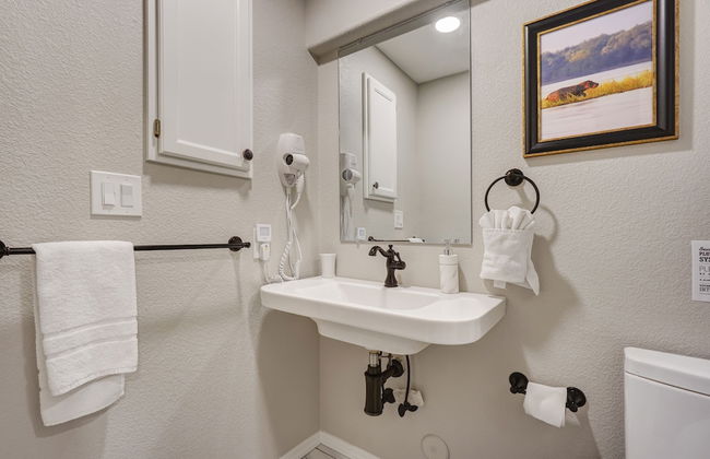 Safari House - Photo 25