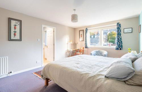 Spacious 3 Bedroom Retreat for up to 6 - Foto 39