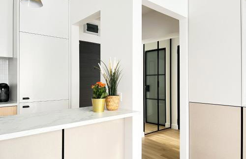 Gustowny apartament przy metrze - Foto 12