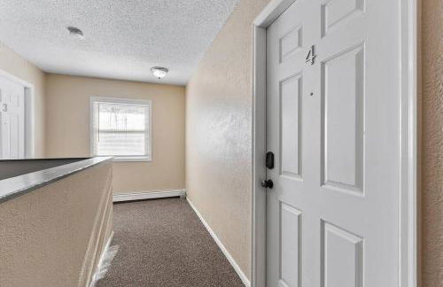 Tranquil 2BR Apt NE Mpls - 8073 Apt 4 - Foto 13