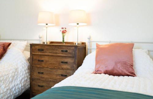 The Corner House - Photo 17