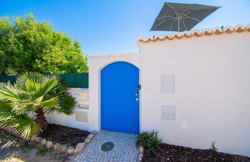 Casa Colmeia - Charming 2-Bedroom Cottage - Foto 16