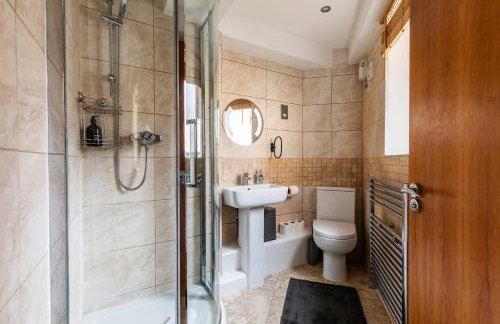 St George's Home w Private Parking by the Harbour - Foto 18