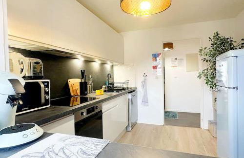 LOASIS -T4 Garage Terrasse WIFI Centre-Ville Gare - Foto 14