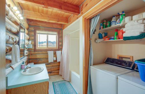 Yellowstone Lodge with Game Room and Panoramic Views - Foto 11