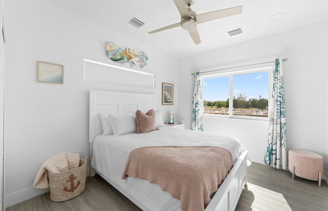 Blue Pearl New Waterfront Haven with Heated Pool ,70 Foot Dock, and More! - Foto 58