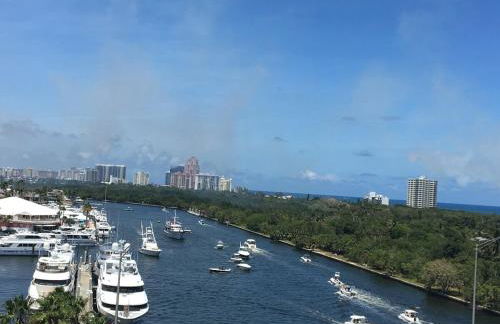 Ocean Breeze Condo - Intracostal and Ocean views at GalleryOne - Foto 14