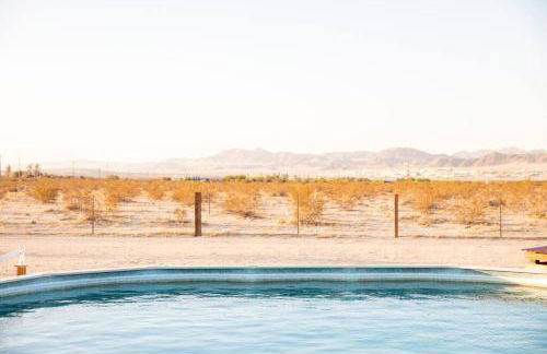 Sun Runner - Serene desert home w/pool & hot tub - Foto 1