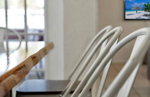 Salty Heated Pool Escape - Nearby Beach - Photo 31