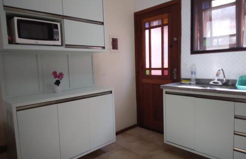 Apartamento Duplex a 100 metros da Praia de Boracéia - Foto 4