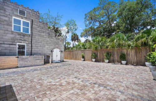 Remodeled Historic 1800s Carriage House, The Castle Garden, Colonial Modern Mansion - Foto 61