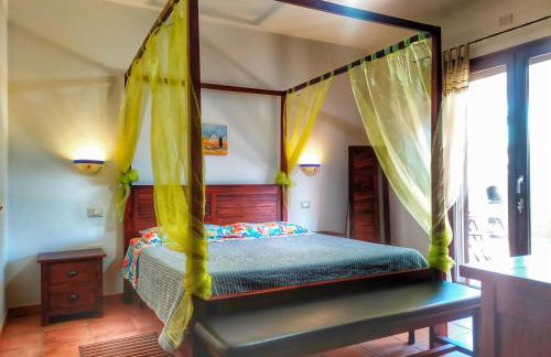 Casa SERENAS, a 5 minuti dal mare con parcheggio, clima e tutto il necessario per la tua vacanza in relax - Foto 1