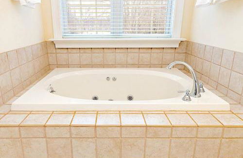 Stoney Creek Cottage Wintergreen w EV Charger - Foto 52