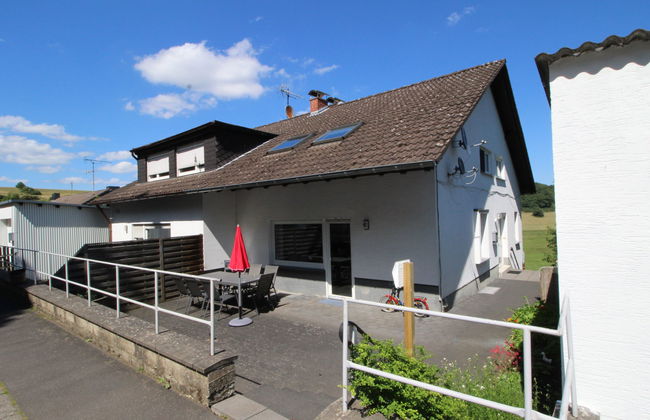 3 bedroom Apartment in Immerath with garden and terrace - Photo 17