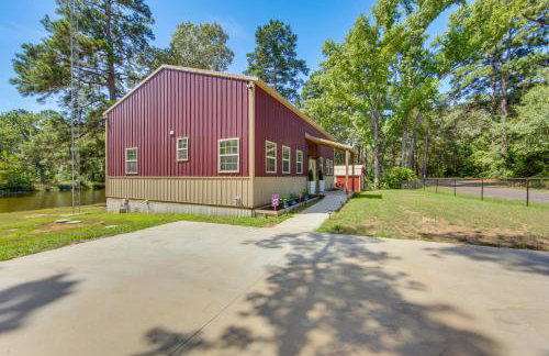Quitman Lakefront Cabin w/ Screened Porch & Grill! - Foto 26