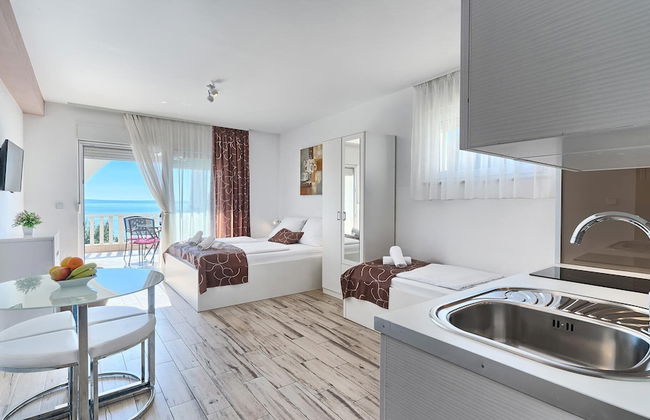 Stipe Residence - Photo 53