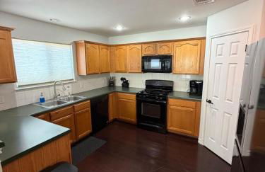 Family Friendly, Relaxing home in Great Location - Foto 6