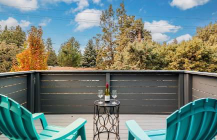 Old Mill Getaway by Avantstay Private Backyard w/ Hot Tub - Foto 4