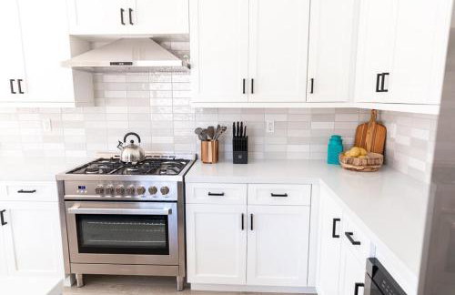 Luxury Beachside Villa Steps to Sand and Beach - Foto 6