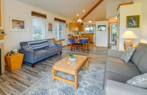 Resort-Style Klamath Falls Home, Golf Course View! - Foto 6