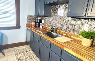 Near Downtown, Tremont, Ohio City, and central! - Foto 3