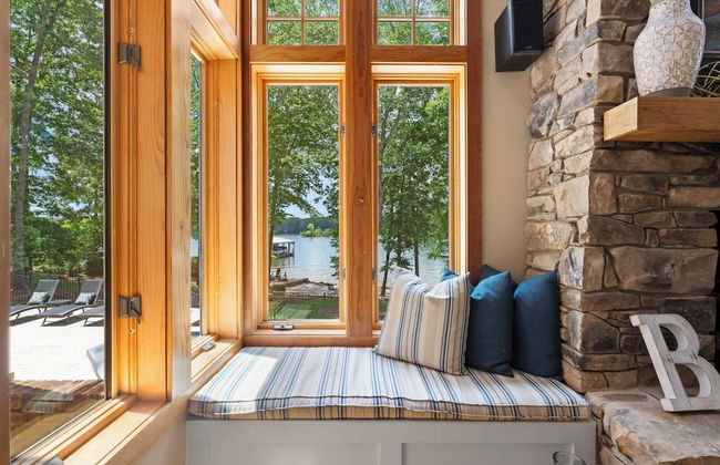 Boathouse Cove by Avantstay Pool + Swim Dock Hot Tub - Foto 12