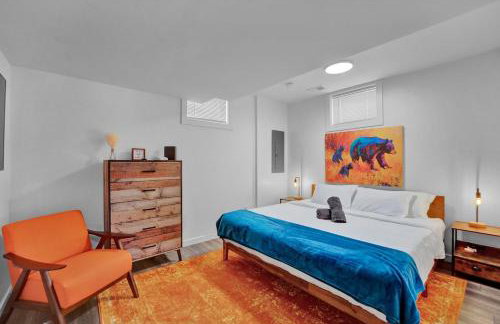 Chalet with Hot Tub, Game, Movie Room, Lake and Pool Access - Foto 32