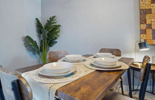 Vibrant and spacious 3 level home by park - Foto 2