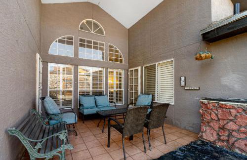 Peaceful West: 4BR Dusk Haven - Foto 44