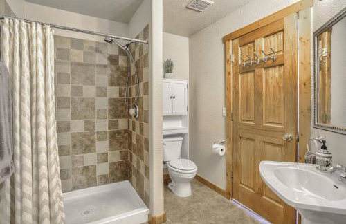 Aspen Grove Lodge - Photo 38