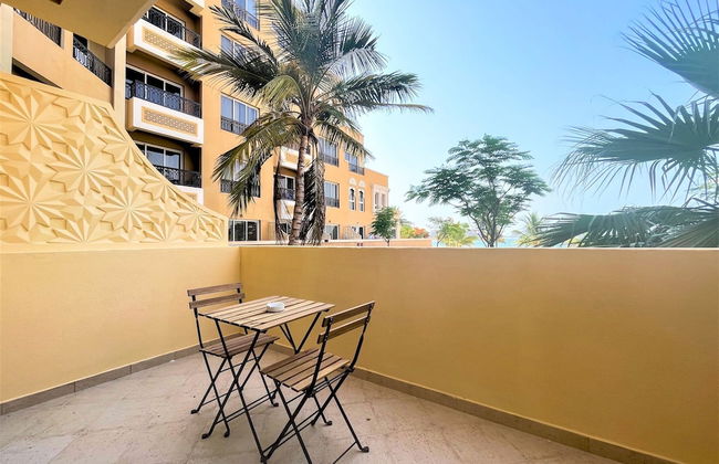 Stunning Sea View Apt. With Balcony - RAK - Photo 22