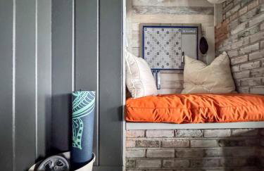 Waterfront Home with Arcade, MassageChair, Firepit, Infinity Game Table - Foto 26