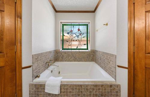 Texas Country Oasis | Near Stockyards & Arlington - Photo 35